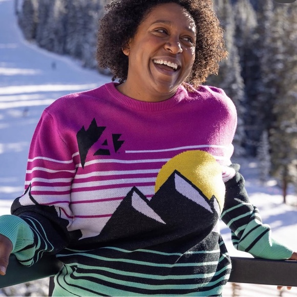 CALE Sweaters - NWOT Arapahoe Basin Women’s Sweater, Size Small